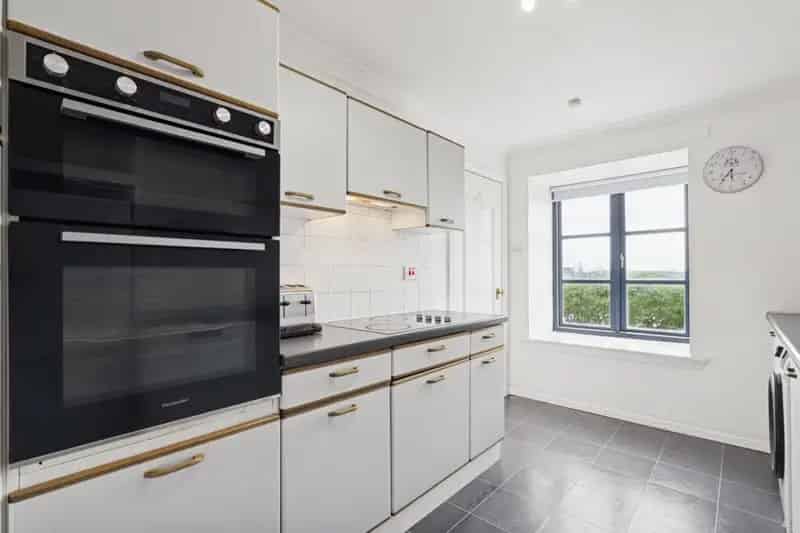 2 Bedroom Flat for Sale Glasgow - Fixed Fee Estate Agents