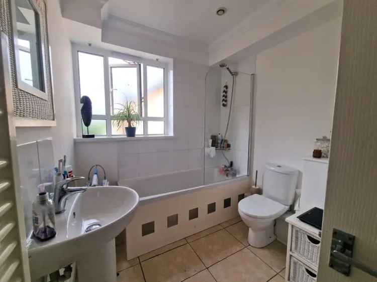 1 Bedroom Flat for Sale Southsea Hampshire PO5