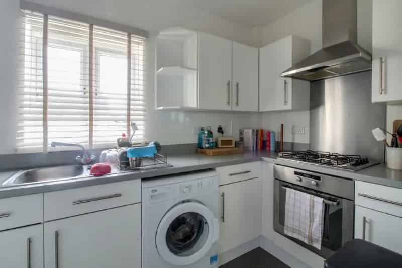 1 Bedroom Flat To Rent Available 04 07 2025