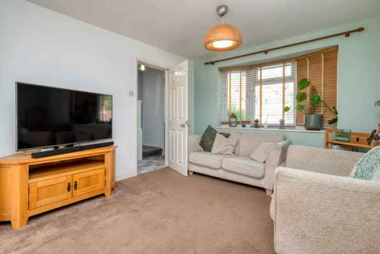 2 Bedroom Semi-Detached House to Rent Near Tilehurst Station