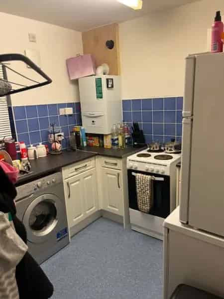 1 Bed Flat Near Birley Moor Rd Newly Decorated