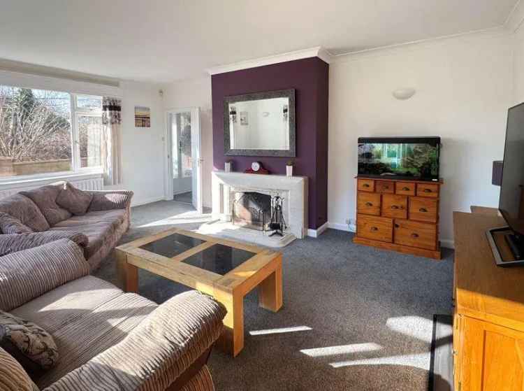 3 Bedroom Detached House for Sale Gloucester