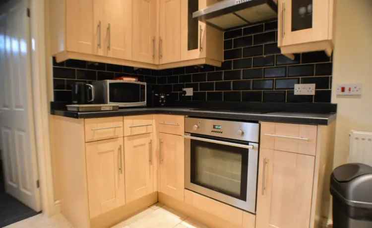 4 Bedroom Flat To Rent