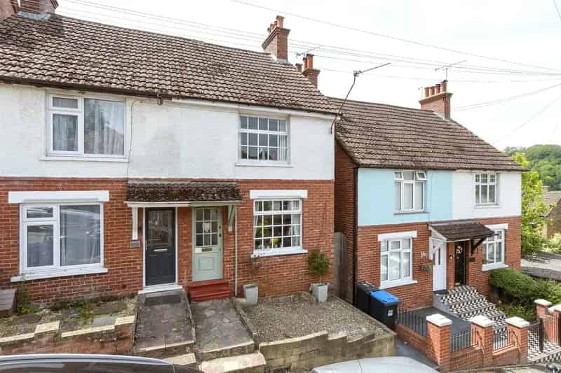 2 Bedroom Semi-Detached House for Sale