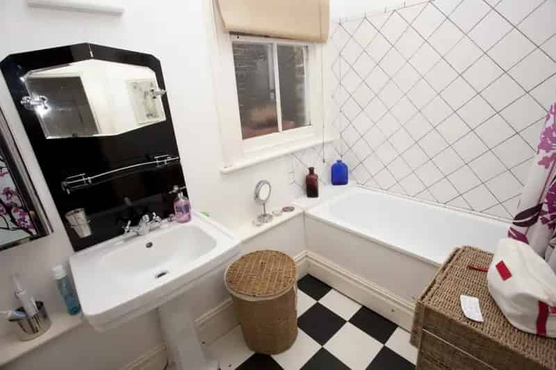 2 Bedroom Flat Herne Hill Victorian Conversion Close Brockwell Park