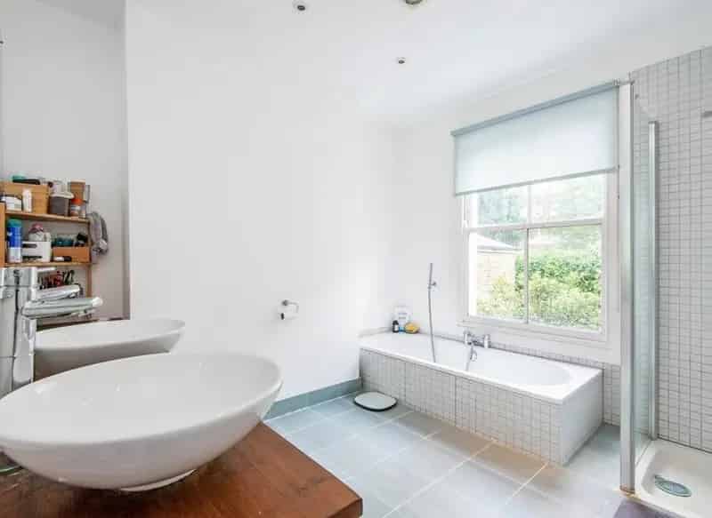 Four Double Bedroom Victorian Terrace House Hackney