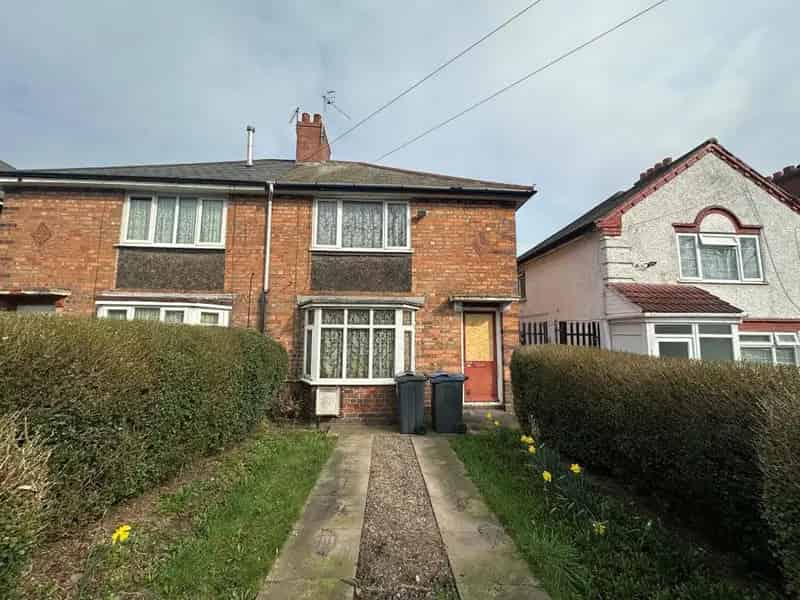 3 Bedroom Semi-Detached House For Sale At Auction