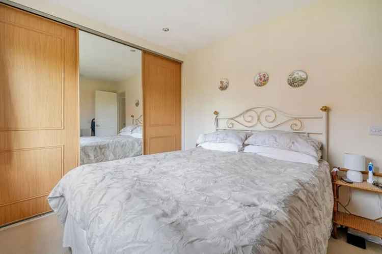 3 Bed Detached House for Sale No Onward Chain