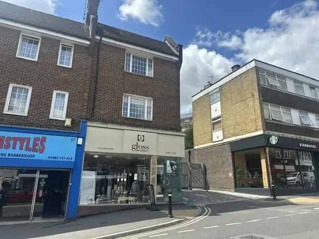 Ground Floor Hair Salon and Maisonette for Sale