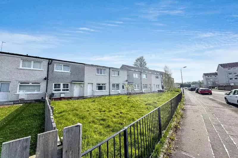 2 Bedroom Mid Terrace House for Sale in Corkerhill Glasgow