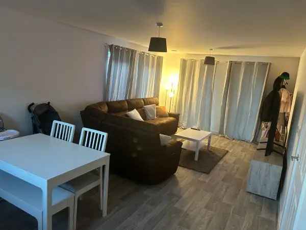 Flat For Rent in New Forest, England