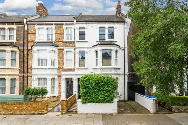 Seven Bedroom Victorian Townhouse for Sale in London