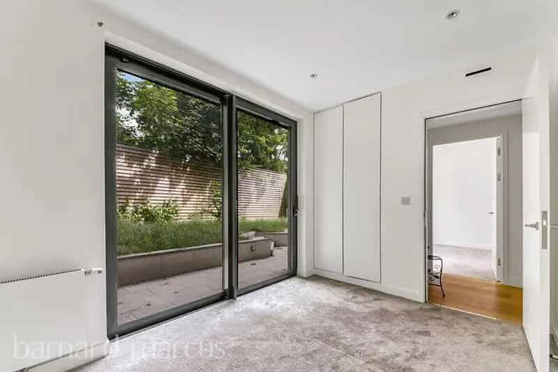 Stunning 3-Bed Garden Apartment Muswell Hill Zero Deposit Available