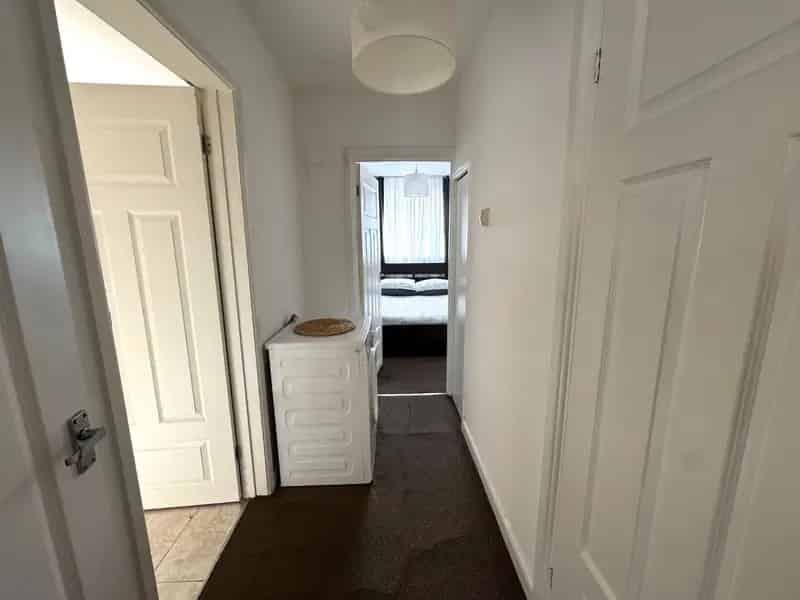 1 Bedroom Flat House to Rent