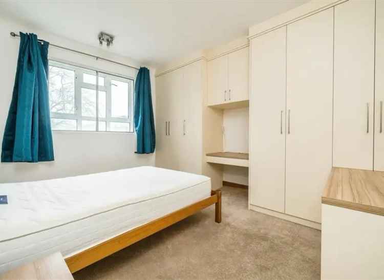 One Bedroom Apartment near Regent's Park Baker Street Marylebone