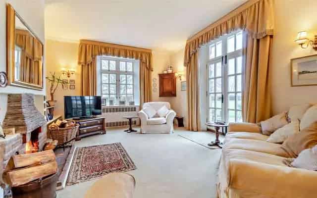 Edwardian Farmhouse with Coach House in Private Farmland