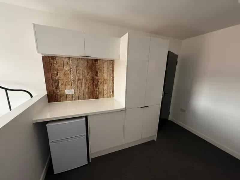 1 Bedroom Flat to Rent