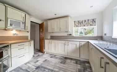 Grade II Listed Cottage in Marsh Green Near Exeter