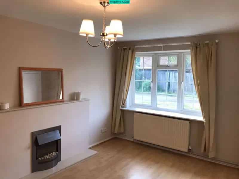 2 Bedroom Semi-Detached House Near Bournville Station