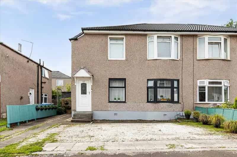 3 bedroom apartment for sale