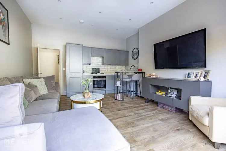 1 Bedroom Flat for Sale Southbourne Beach