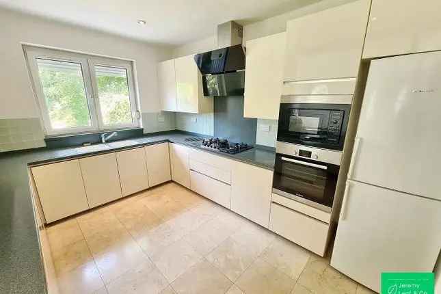 6 Bedroom Detached House East Finchley N2