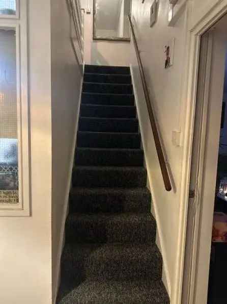 3 Bedroom Flat Near Wood Green Station