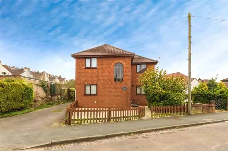1 Bedroom Apartment for Sale