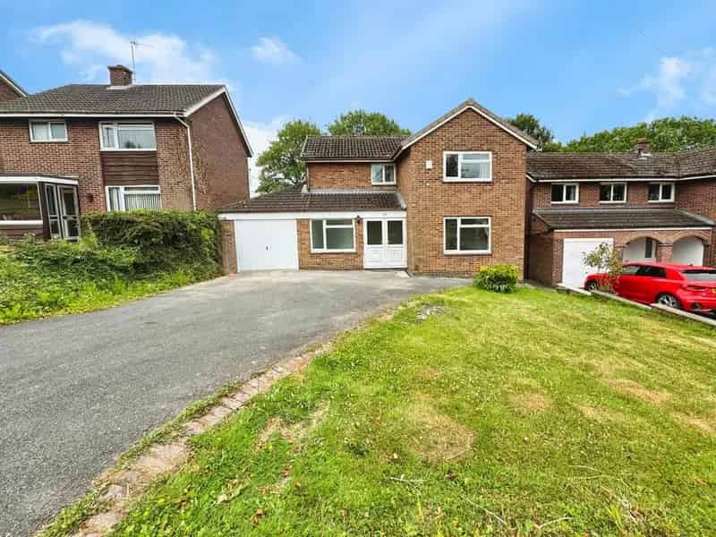 3 Bedroom Detached House to Rent Allestree