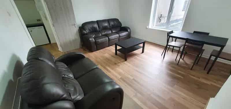 3 Bedroom Flat to Rent