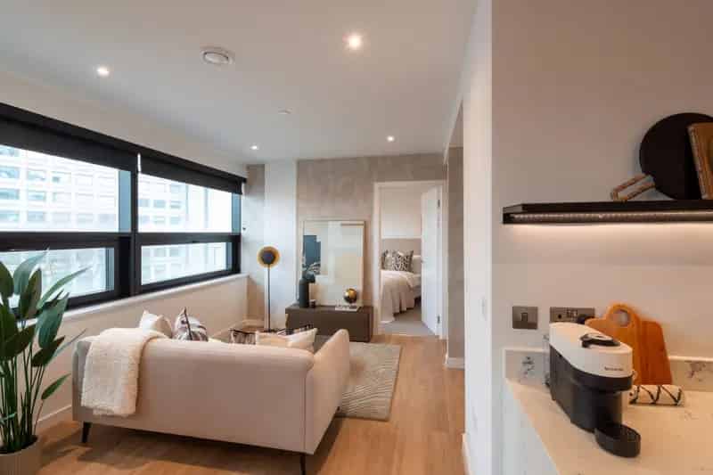 1 Bedroom Apartment in Birmingham's Iconic Octagon Building