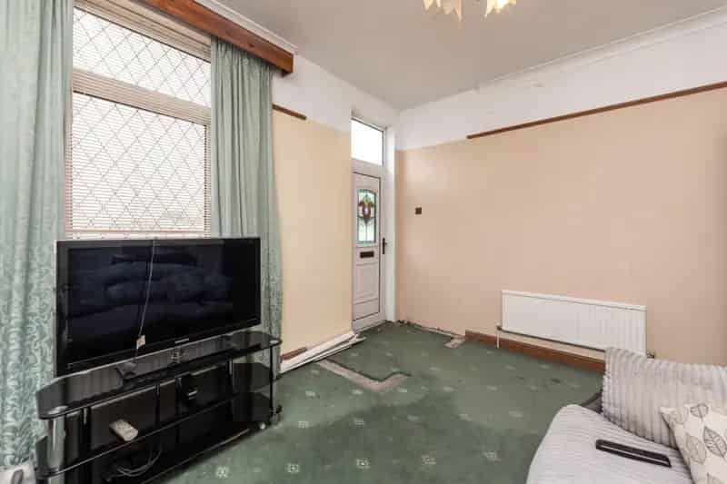 2 Bedroom House For Sale Castleford