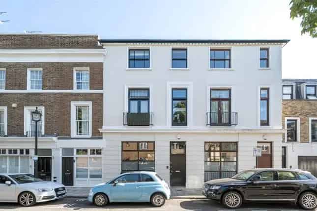 4 Bedroom Period House for Sale in St John's Wood NW8