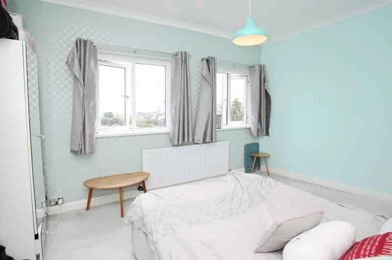 2 Bedroom Cottage for Sale