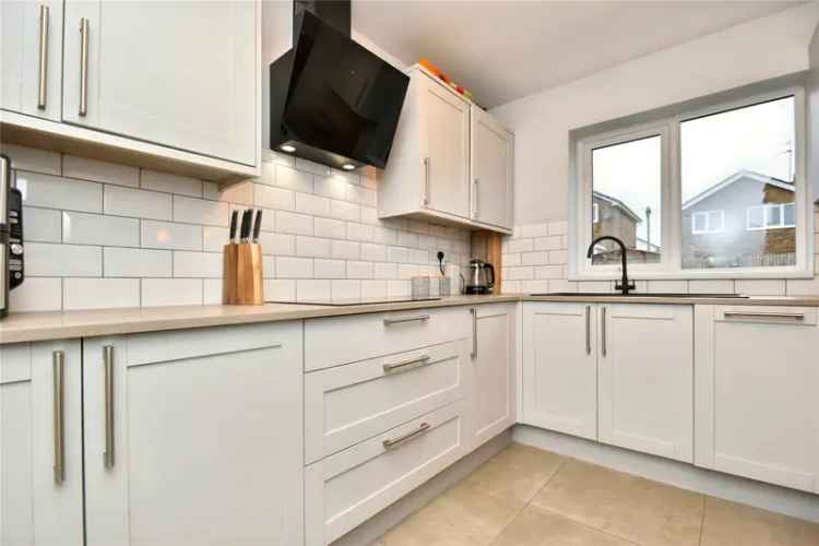 House For Sale in Leeds, England