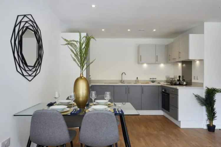 1 Bedroom Flat Bath Riverside Pet Friendly Gym Lounge Workspaces