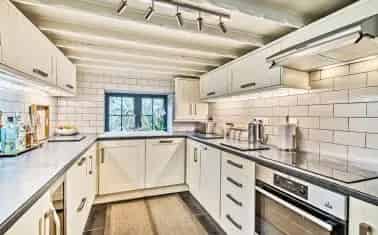 Delightful Detached Cottage in Ryall West Dorset
