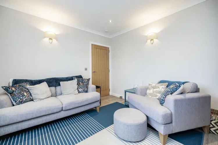 Immaculate 2-Bedroom House in Airyhall