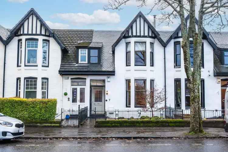 3 Bedroom Terraced House for Sale in Scotstoun Jordanhill Catchment