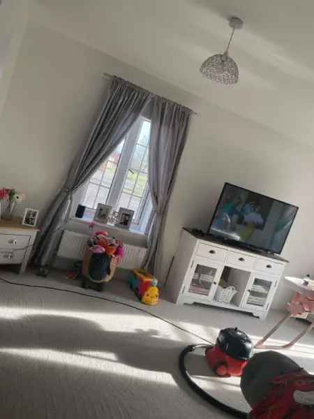 Flat For Rent in Houghton Regis, England