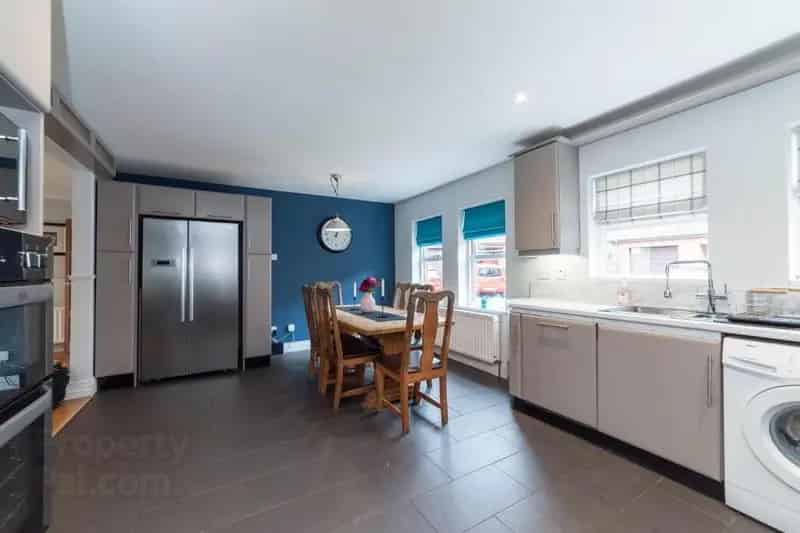 Family Home in Ballygowan: 4 Beds, Entertainment Area