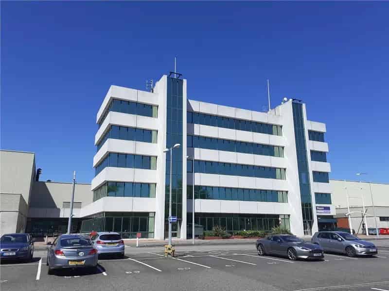 Mayne House HQ Offices: Secure Subdividable Office Space