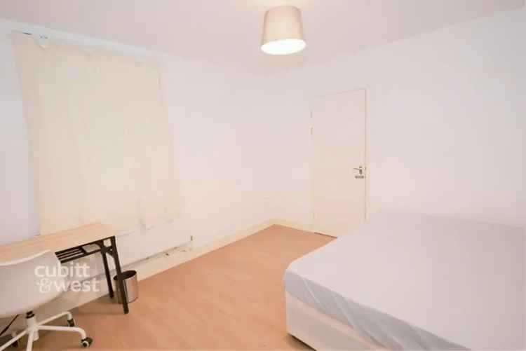 1 bedroom flat share to rent