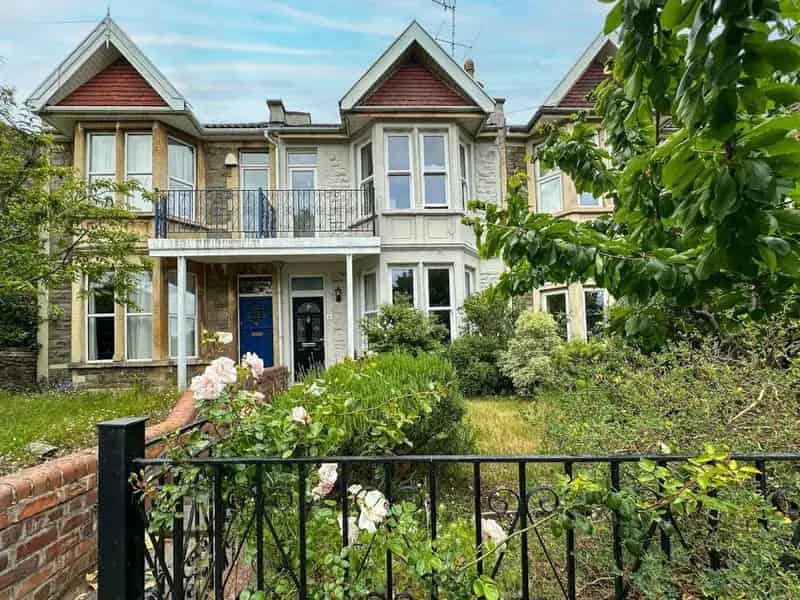 4 Bedroom Terraced House for Sale