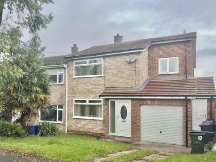 3 Bedroom House for Sale Royston - 1109 SQ FT