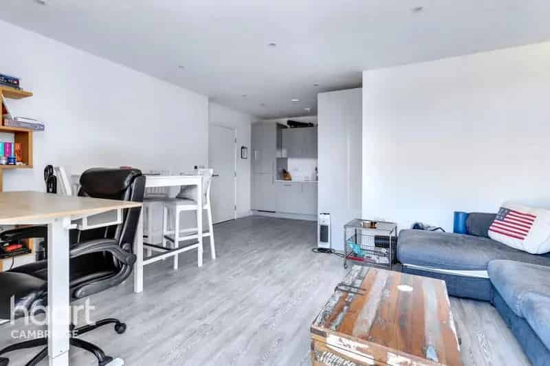 1 Bedroom Flat for Sale in Cambridge near Mill Road
