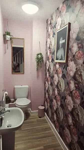 Beautiful 2-Bedroom New Build House with Large Living Area
