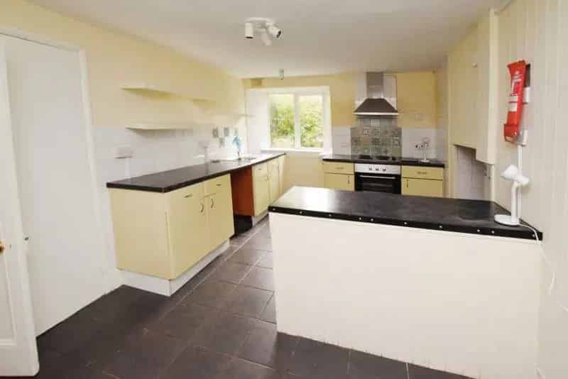 3 Bedroom Apartment for Sale in Exeter