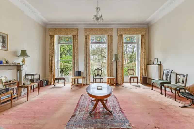 8 Bedroom Grade II Listed Townhouse For Sale