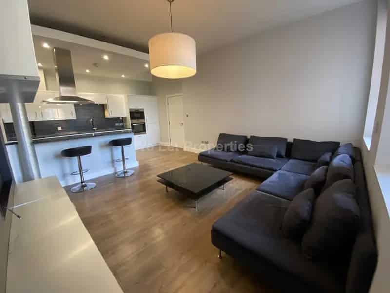 2 Bedroom Apartment Manchester City Centre Parking Included
